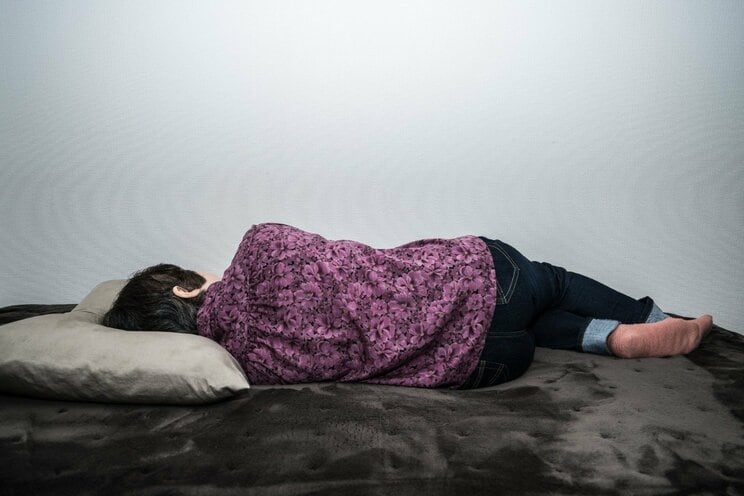 漏らしてしまったおしっこが原因で凍死することも（写真はイメージ／shutterstock）