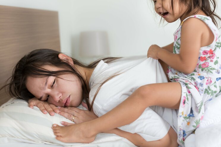 1日に5回かかってくる母親からの電話、気にくわないとただ怒鳴る父親…いつまでも子どもを苦しめる“幼稚なままの親”の特徴とは_4