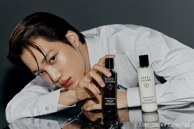 EXOのKAIを起用したボビイ ブラウンの広告（2021年）
https://prtimes.jp/main/html/rd/p/000000012.000013399.html