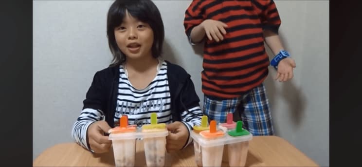 キッズYouTuber『Kids Enjoy』時代の三石祐奈さん（写真／三石さん提供）