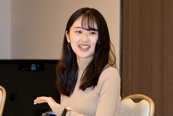 「頑張りたい」と話す新人の村木氏（画像／高木ひろひさ参議院議員SNSより）