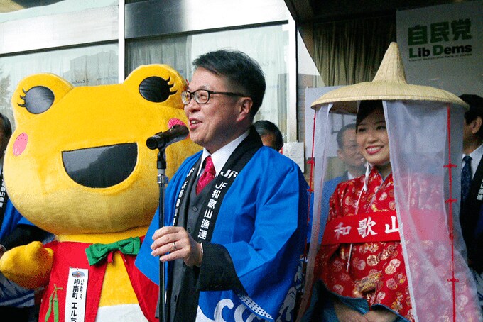 「世耕氏を道連れ」「息子の世襲を画策」自民ナンバー2まで上り詰めた二階氏“電撃不出馬”の真の狙いは？ 権力に貪欲、10年ごとに転機を迎えた40年の議員生活_6