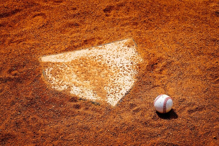 怪物・江川卓の“本気”を見た原辰徳が凍りついた――77年神宮での初対決、衝撃の三球三振「今までの球はなんだったんだ!?」_2