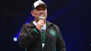 選手が着てないTシャツが売れるわけないだろ」新日・棚橋社長が目論む