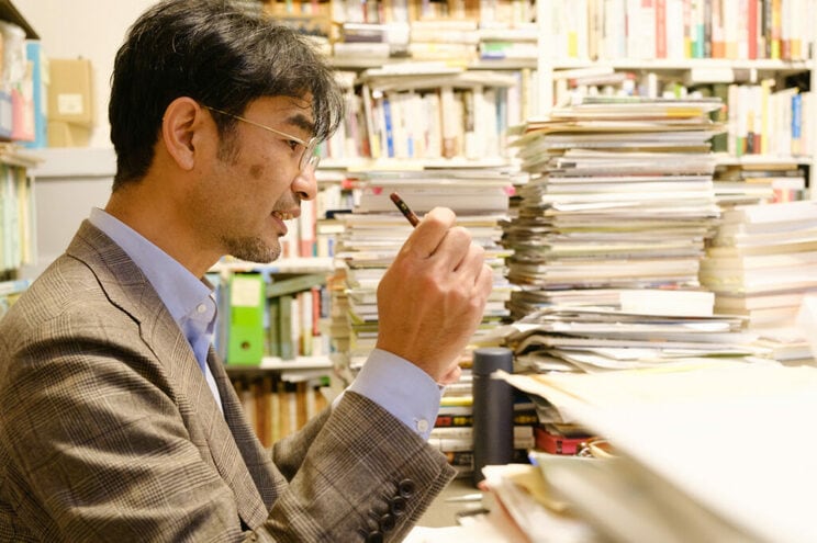 歴史学、農業史研究者の藤原辰史氏　（撮影／三好祐司）