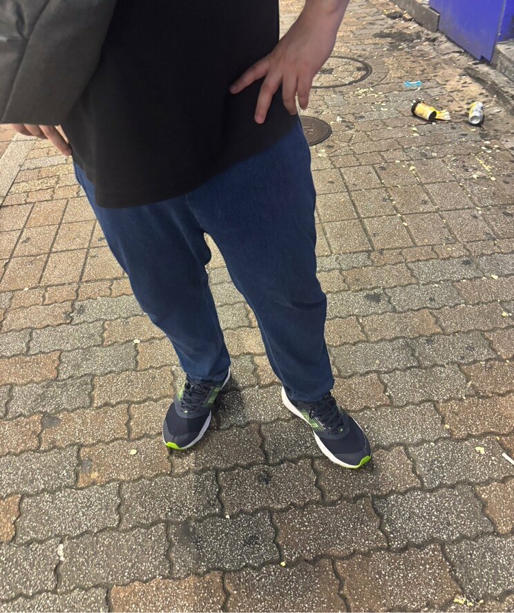 取材に答えてくれたイベント関連の仕事をしている30代男性（撮影／集英社オンライン）