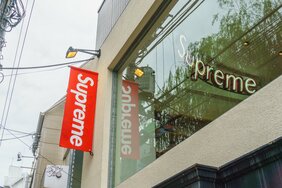 ジーンズ5万円!? 高過ぎる服が転売されるほど人気なのはなぜ? 元「smart」編集長が明かす裏原ブームからSNS時代まで、“希少性”が作る市場の力学