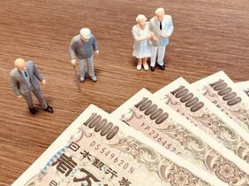 介護は“オイシイ商売”なのか?「老人は歩くダイヤモンド」高齢者を囲い込み利益を上げる経営者がいる一方で、真面目な事業者が“損をする”介護ビジネスの現実とは…
