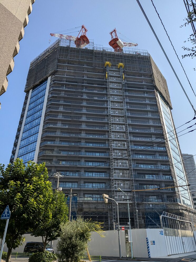 建設中のグランドシティタワー月島（稲垣氏撮影）