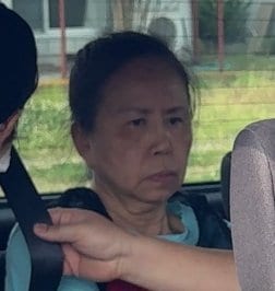 陳容疑者の母親