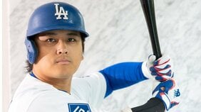 〈大谷翔平そっくり芸人〉アメリカでは「本物？」と人だかり、ロバーツ監督も「ショーヘイ！」…野球未経験の元モデルが15キロ増量、本人と遭遇秘話も