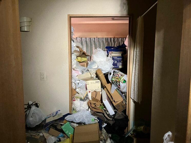 「部屋に虫がわき」「天井にはしみが…」特殊清掃員が明かす孤独死の現場の共通点「まるでセルフネグレクト」 _4