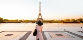 なぜいつもスケスケの服を?「異性ウケしようと思っているわけじゃない」自分らしく生きるパリジェンヌのメッセージ