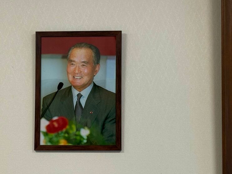 中畑さんの自宅にかけられた長嶋茂雄さんの写真