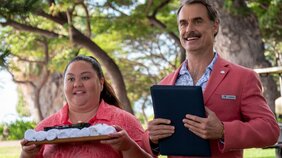 登場人物全員クソ野郎、クセになる中年ギャグ、特権階級への痛烈な皮肉…絶対ハマるエミー賞作品部門ドラマ3選