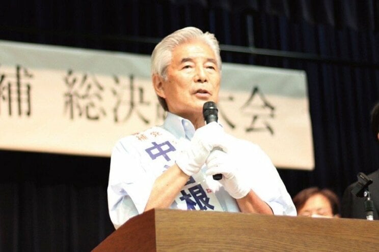 発言が炎上した中曽根弘文元外相（写真／本人公式X）