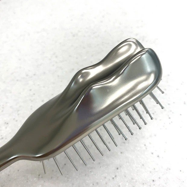 たるみもむくみも「シュッ⁉️」頭皮を