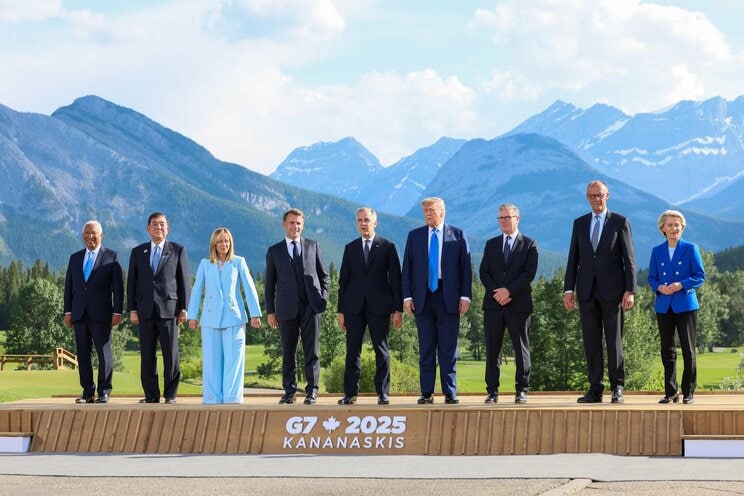 G7サミットに出席する石破茂総理と各国の首脳（首相官邸Xより）