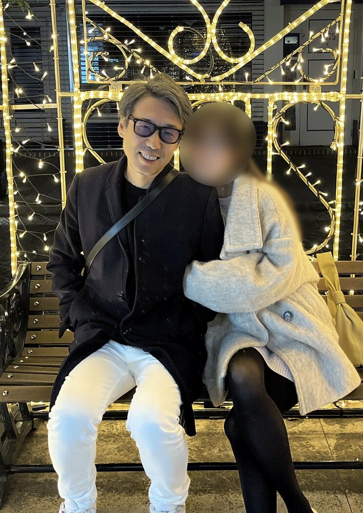 24歳下の女性と５回目の結婚を果たした会社経営者のともさん(写真／本人提供、以下同)