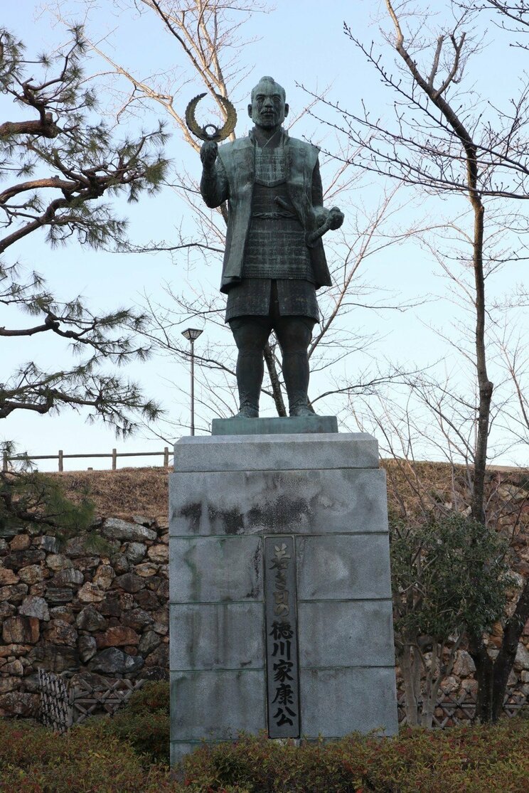 〈静岡県民100人に聞いた〉「静岡市」と「浜松市」家康ゆかりの地はどっち？「幼少期と晩年を過ごした」「お墓がある」「出世の地」「ゆるキャラがいる」…ガチンコ対決の結果は!?_19