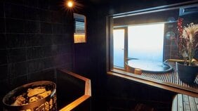 お茶のロウリュでととのう「お茶サウナ」が評判【神奈川】KAMAKURA HOTEL【女性目線の最新サウナ案内 第13回】