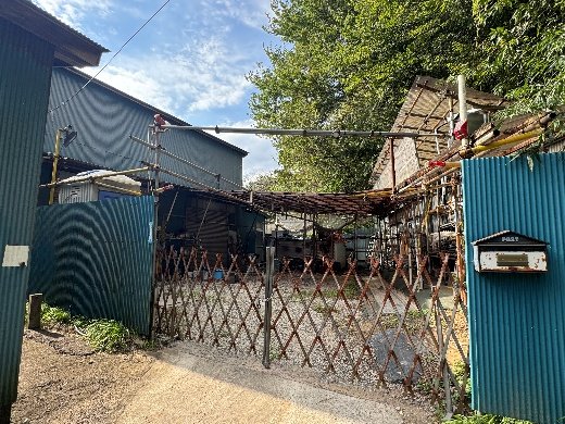 現場付近の敷地（写真／集英社オンライン）