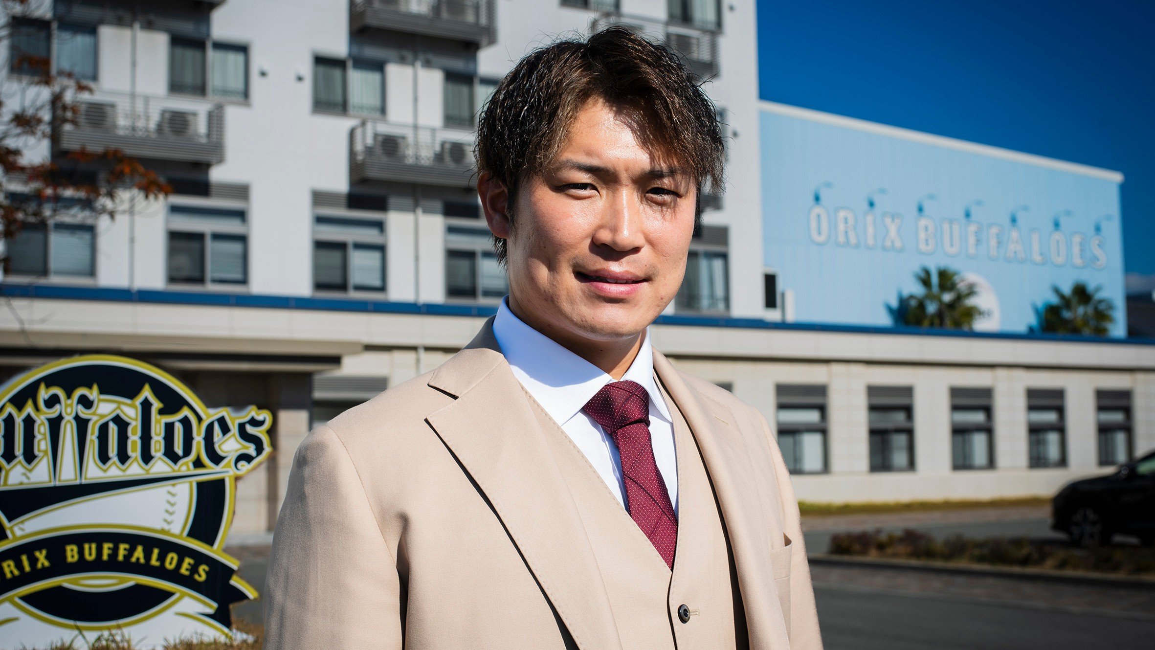 28歳のプロ入りから3年で推定年俸6000万円に…遅咲きの花からチーム中心