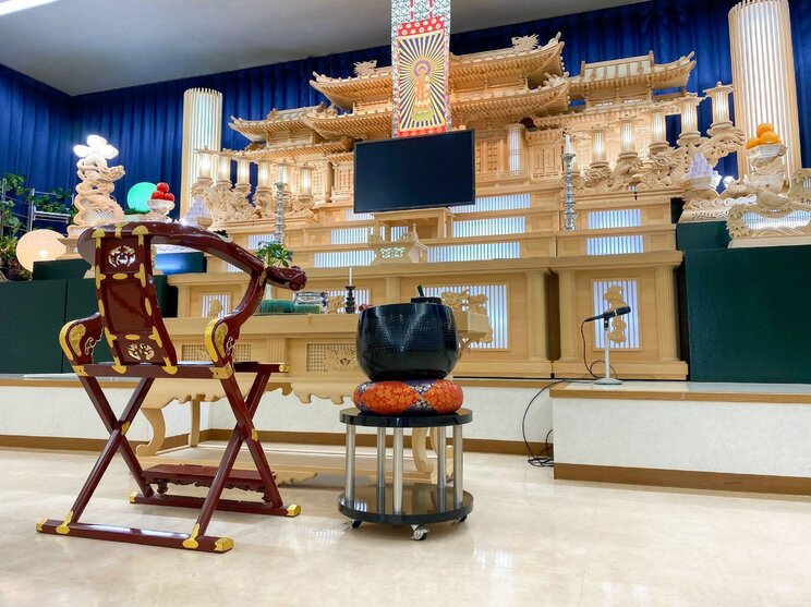 ​​死と向き合う葬儀社での仕事（画像はイメージです/Shutterstock）​