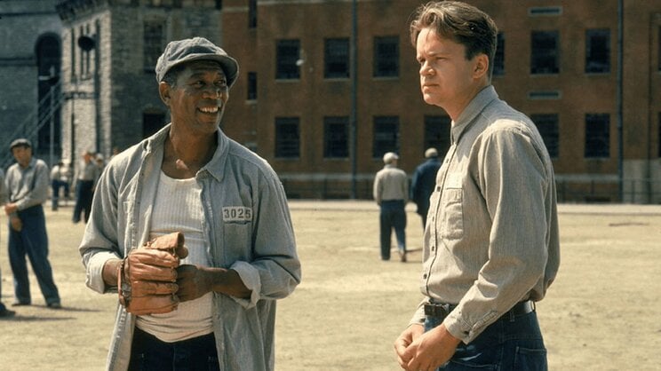 映画『ショーシャンクの空に』の１シーン　©1994 Castle Rock Entertainment. ©Dividen Productions/PeepShow Pictures. ©2004 Warner Bros. Entertainment Inc. All rights reserved.