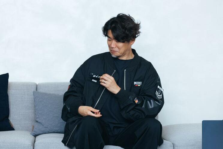 「実は中ボスもあるよ」と見せて場を和ます木村社長（撮影／二瓶彩）
