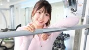 「お尻は頑張って鍛えてます!」フォロワー15万人“新・ビーチの妖精”が激変…「理想の体形はガリガリではなく…」