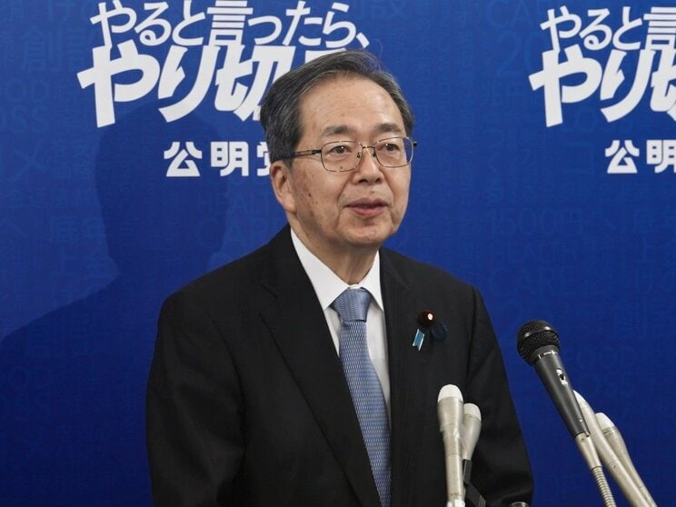 公明党では斉藤鉄夫代表のほか、次の代表が有力視されている岡本三成政調会長、前の代表で前回落選した石井啓一氏も小選挙区での苦戦が予想されている