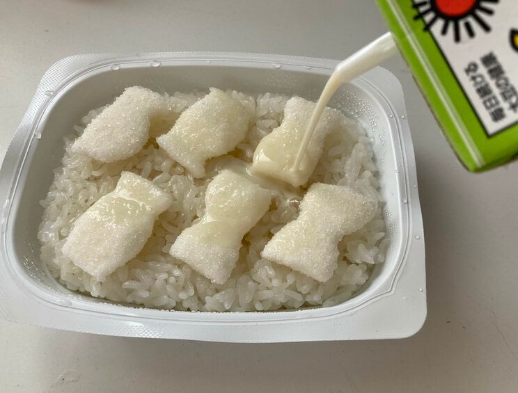 白い豆乳をまずは投入