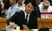 〈甘かった百条委員会の追及〉兵庫パワハラ県知事、答弁拒否が許されない場で「コメントは差し控える」“公開処刑”によって自死に追い込まれた県幹部への処分は「適切だった」と主張変えず