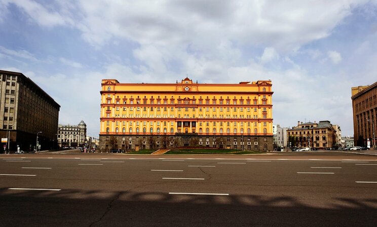 モスクワのルビヤンカ広場にあるKGBのファサードビル 　写真／shutterstock