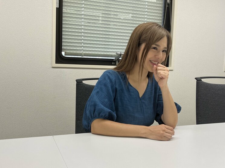 〈レジェンド女優・蒼井そら〉「過去が消えると思うな」と相次ぐ誹謗中傷…「パケ写詐欺」といわれたアンチコメント、炎上ブログ、息子への飛び火などをを本人に聞いてみた_7