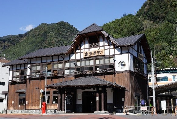 奥多摩駅（PhotoAC）