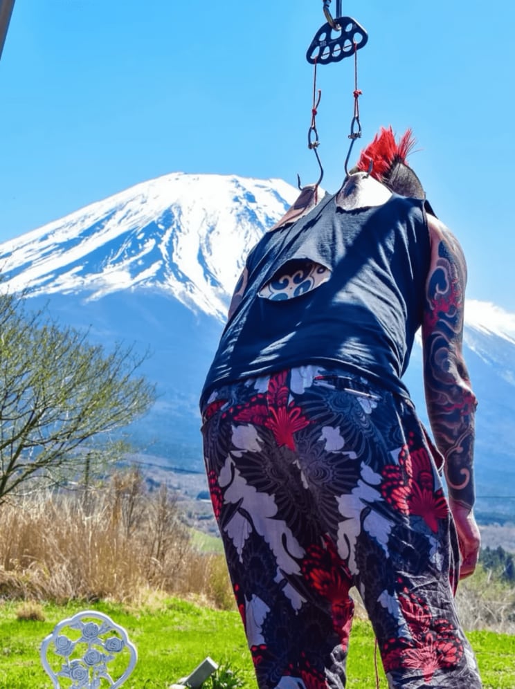 富士山とボディサスペンション