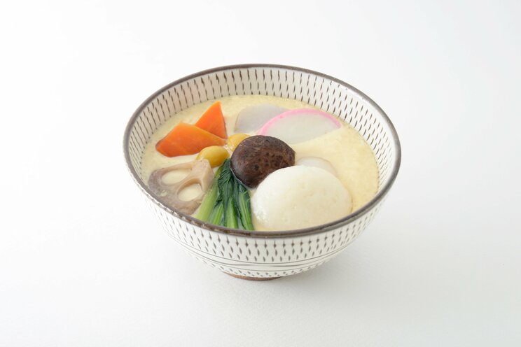 4ヵ月前から仕込む「鮎出汁雑煮」、きなこは味変ではなくマストの「きなこ餅雑煮」… 全国びっくりご当地お雑煮7_7