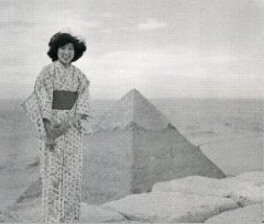 カイロ大学留学時代の小池百合子氏（小池ゆりこofficial websiteより）