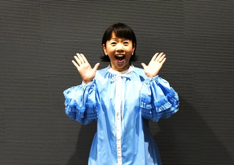 静岡の魅力を聞くと「やっぱりご飯がおいしいとこ! 山も海も川もあって、富士山の伏流水で野菜も動物もすごくよく育つ。そして富士山、茶畑、海と絶景もたくさんでいいところを挙げたらキリがありません。まぁ、新幹線のひかりは停まりませんけどね!」