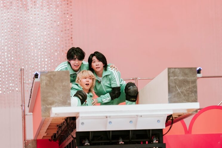 ゴリゴリのバラエティ番組にミセスが挑戦（番組公式SNSより）