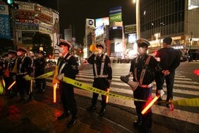 〈コスタリカ戦前夜〉警視庁は警戒。過去には「痴漢行為」「公務執行妨害」があったが…渋谷商店街理事長(82)が断言。「サポーターとハロウィンのバカモノ(若者)は全然違う!」