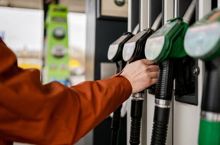 ガソリンの補助金支出はいつまで続けるつもりなのか