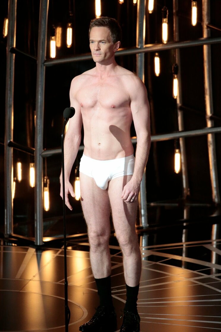 【画像あり】熱烈キス、全裸男乱入、作品賞タイトル間違い…90年以上の歴史を誇るアカデミー賞で起きた、笑いと衝撃の10大事件簿_11