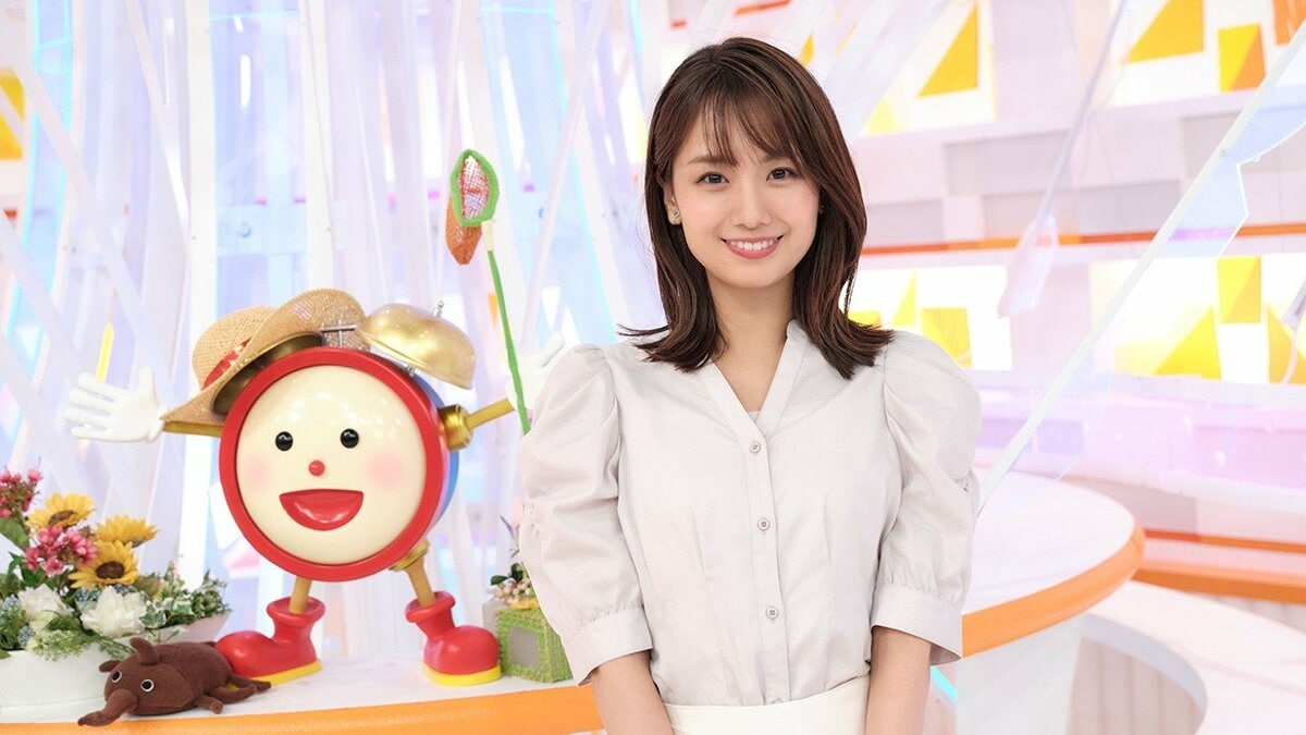 井上清華　トレカ　フジテレビアナウンサー　スマイルチャージ フジテレビ井上清華アナが明かす、名物コーナー「スマイル