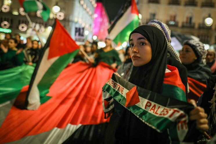 11月29日、スペイン・マドリード：マドリードで行われた親パレスチナ集会