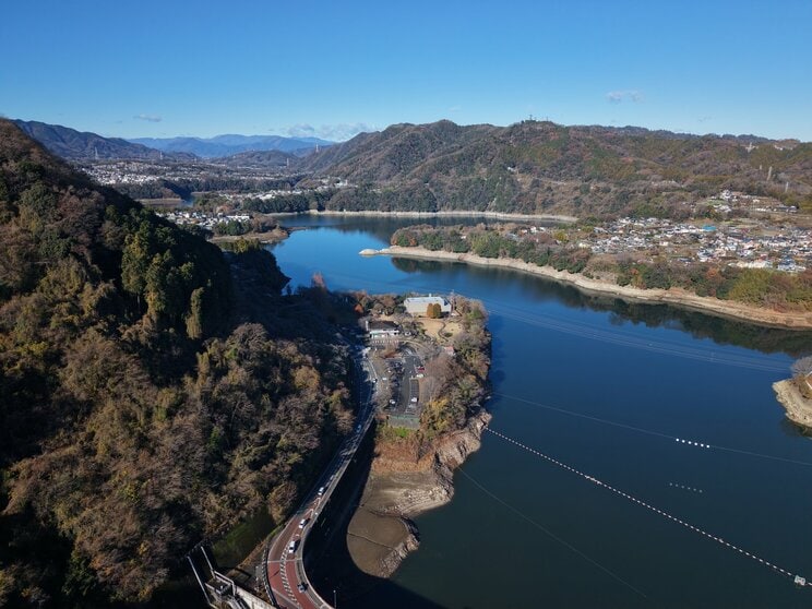 現場付近に位置する津久井湖（写真／PhotoAC）