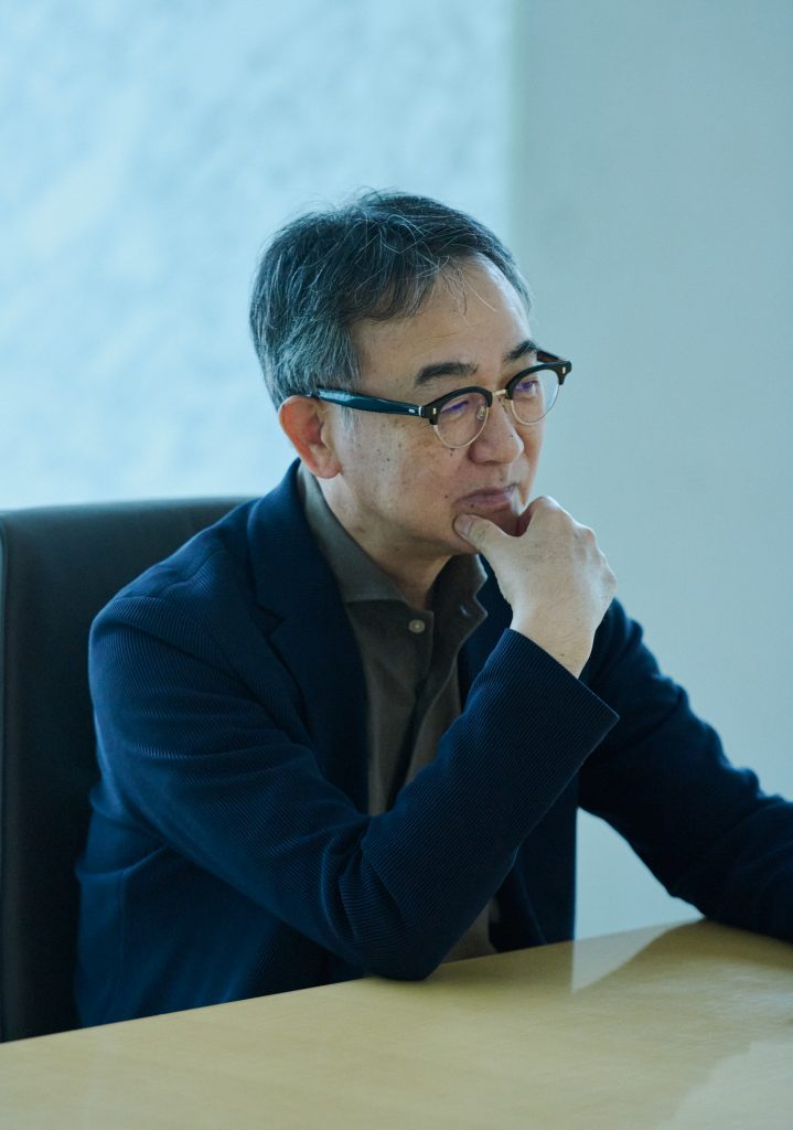 「過去と現在の「接点」を探して」『ハヤブサ消防団　森へつづく道』池井戸 潤 インタビュー　_3