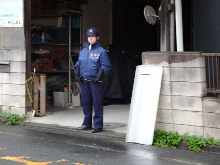 ≪福生・ハンマー男≫「2年半前にはオノで男子高生を追いかけて…」逃走中の指名手配男は過去にも事件を…「最近はおとなしかった」バイク少年グループとのトラブルが発端か_10